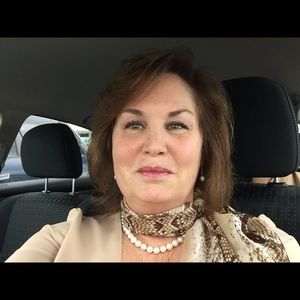 Meet your Posher, Dawn